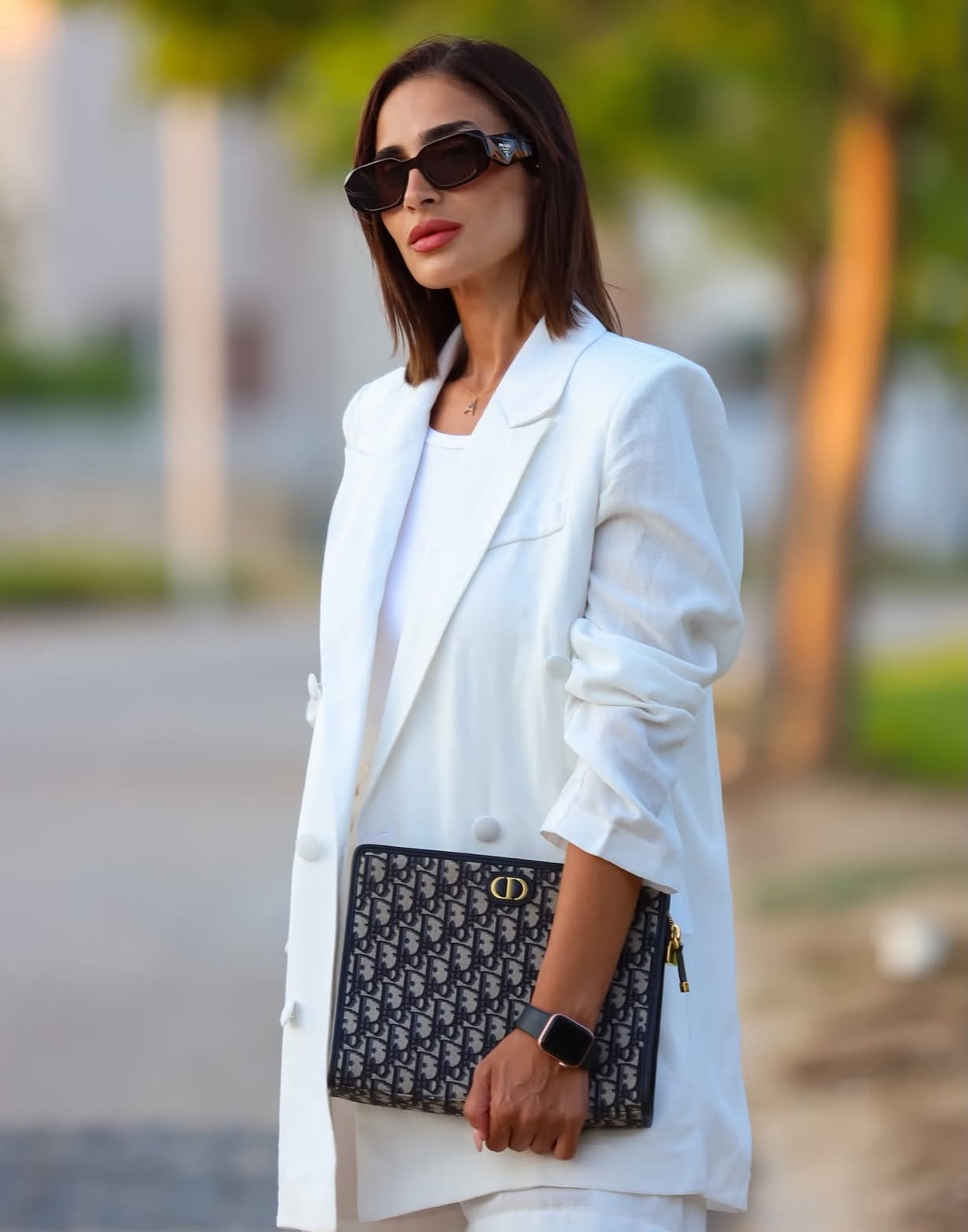 The White Chic Set
